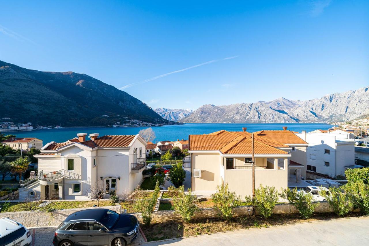 Boka View Luxury Suite - With Free Garage Parking Kotor Exterior foto