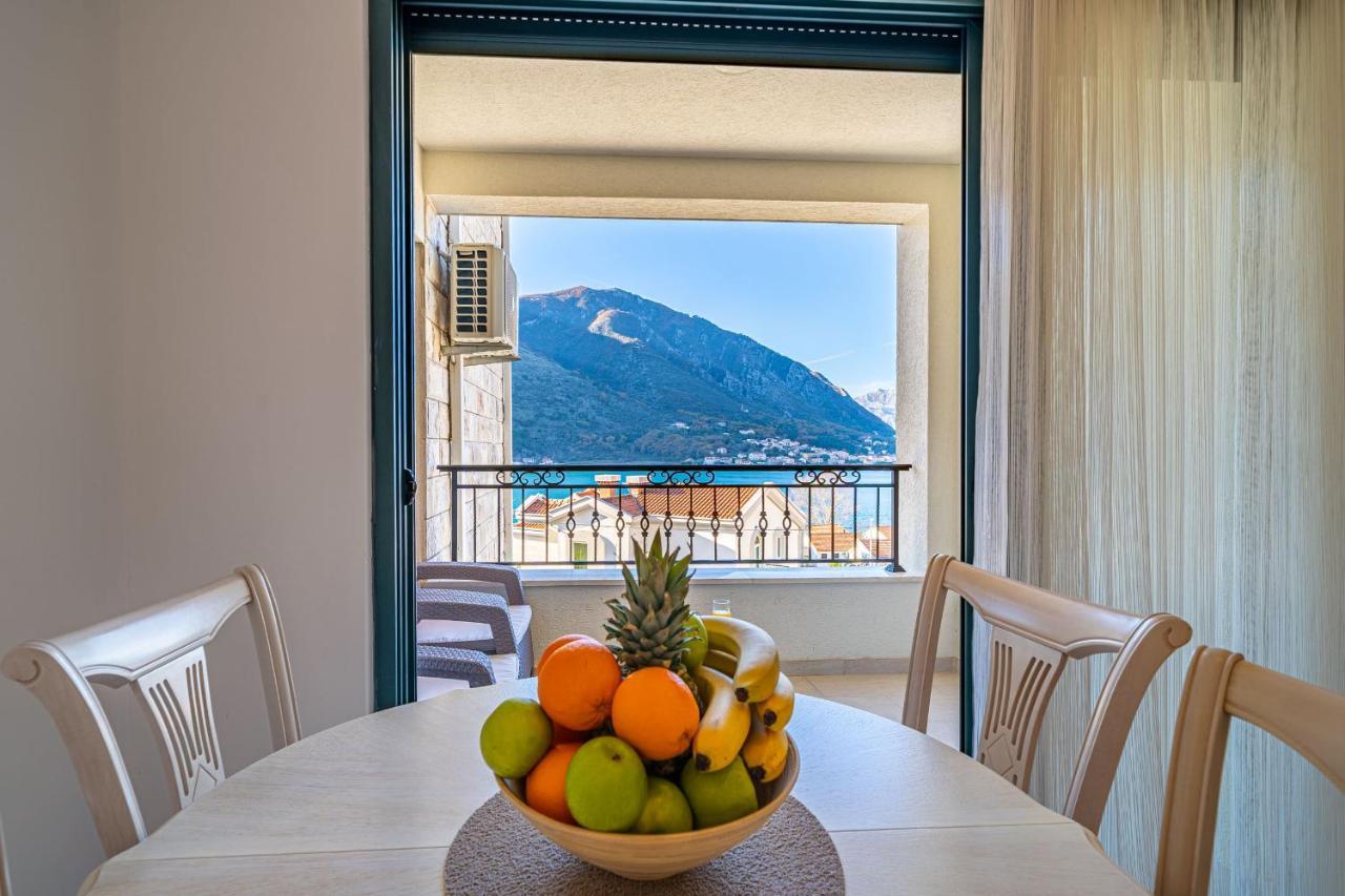Boka View Luxury Suite - With Free Garage Parking Kotor Exterior foto